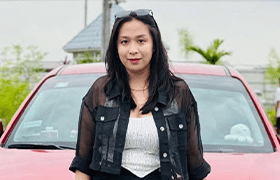 ကားပေါ်မှာမှုတ်ပေးပြီး ကားပေါ်မှာလိုးလို့မဝလို့ ဟော်တယ်မှာထပ်ပြီးလိုး — XBurma Myanmar video preview