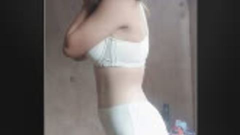 ရှမ်းမစောက်ဖုတ်အလန်း‌လေး — XBurma Myanmar video preview