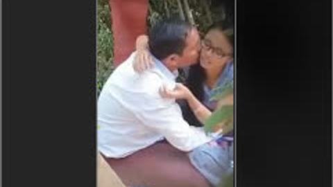 မြန်မာခိုးစားချောင်းရိုက်လေး — LeakMM Myanmar video preview