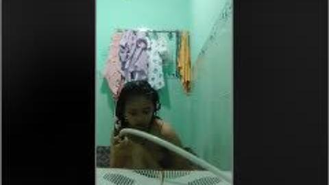 ဆယ်ကျော်သက်လေးရေချိုး(၂) — XBurma Myanmar video preview