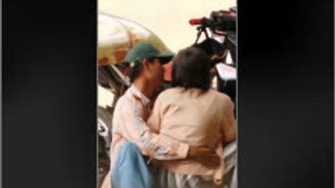 လမ်းဘေးခိုးစားချောင်းရိုက် — LeakMM Myanmar video preview