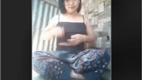 မမကြီးထန်နေတာ — XBurma Myanmar video preview