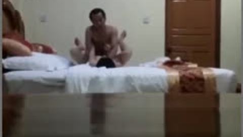 တိတ်တိတ်ပုန်းလင်မယားယုနဲ့သူ့ကိုကို(၄) — XBurma Myanmar video preview