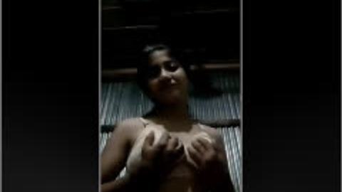ကုလားမအကိတ်လေး — XBurma Myanmar video preview