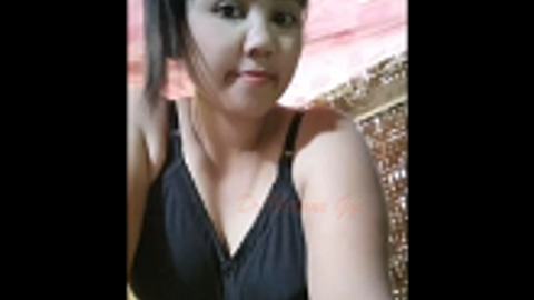 ပါးကွက်ကြားကြီးနဲ့မတ်မတ် — XBurma Myanmar video preview
