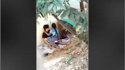 ကြာခဲ့ပါပြီကားဟောင်းလေး — LeakMM Myanmar video preview