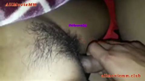 စောင်ခြုံထဲမှာအငြိမ်လေးထည့် — XBurma Myanmar video preview