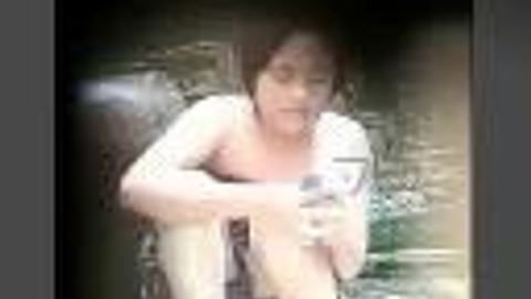 ရေချိုးချောင်းရိုက် — LeakMM Myanmar video preview
