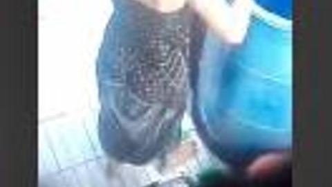 ရေချိုးချောင်းရိုက် — LeakMM Myanmar video preview