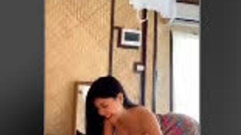 ဒီလိုမာဆက်တွေကတန်ပါတယ် — XBurma Myanmar video preview