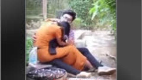 ခိုး‌စားချောင်းရိုက် — LeakMM Myanmar video preview