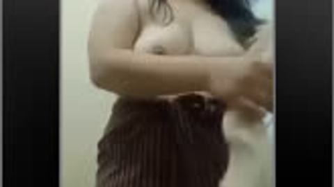 မြန်မာအကိတ်လေး — XBurma Myanmar video preview