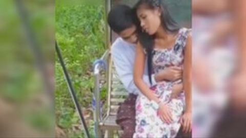 လူမလစ်လို့ — LeakMM Myanmar video preview