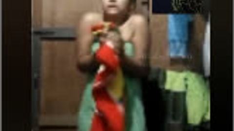 လိုင်းပေါ်မှာတွေ့တဲ့ကြိုက်ကုန်းမလေး — XBurma Myanmar video preview