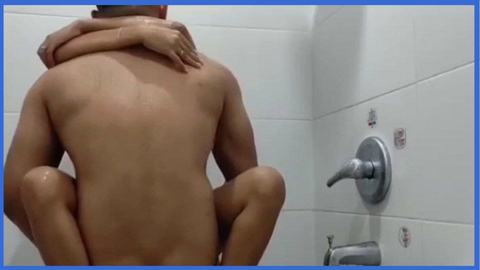 ဆွဲချက်က ကွဲထွက်လို့ video preview