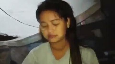 ပါးကွက်ကြားလေးနဲ့မှုတ်တဲ့ရှယ်ပုလွေ video preview