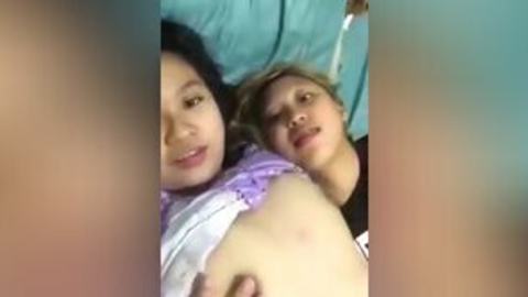 နံပြားနှစ်ချပ်အရစ်တက်နေကြတာလေး😜 — XBurma Myanmar video preview