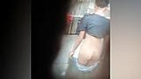 ရေချိုးပြီးစချောင်းရိုက်လေး — LeakMM Myanmar video preview