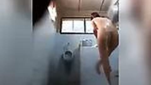 ရေချိုးချောင်းရိုက်လေးဂလု — LeakMM Myanmar video preview