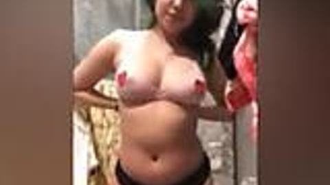 တလုံးတခဲရှယ်အကိတ်ကြီး — XBurma Myanmar video preview
