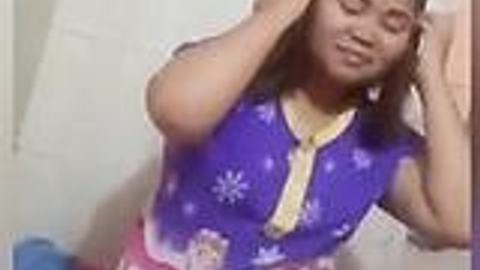 အချစ်ရေကောင်းလား 😜 — XBurma Myanmar video preview