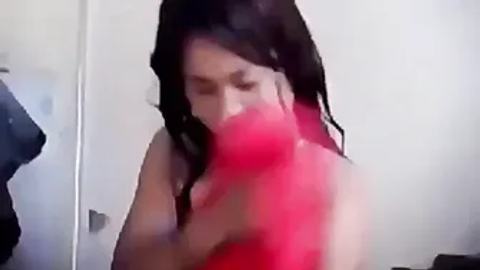 ရေချိုးနေတာ ချောင်းရိုက် — LeakMM Myanmar video preview