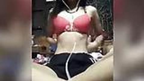 ဆယ်ကျော်သက်လေးဖလန်းဖလန်းထနေတာ — XBurma Myanmar video preview