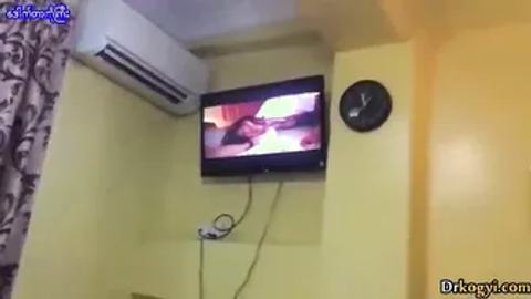 ဟော်တည်မှာမြင်းစီးကြမ်းတဲ့မမကြီး — XBurma Myanmar video preview