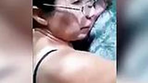 အန်တီကြီးလဲမနိုင်စိန်ဘဲ — XBurma Myanmar video preview