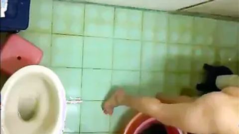 ရေချိုးချောင်းရိုက်အကိတ်လေးဂလု — XBurma Myanmar video preview