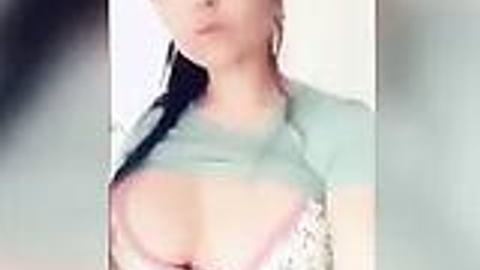 လုလုအောင်ရုပ်နဲ့ အထန်ရုပ်လေး — XBurma Myanmar video preview