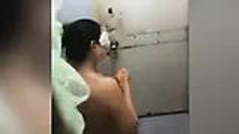 မမကြီးတွေရေချိုးချောင်းရိုက် — LeakMM Myanmar video preview