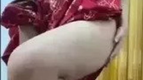 ဂါဝန်လေးချွတ်ပြီးကြမ်းသွားတဲ့ အိုးကောင်းတဲ့ မမ နန်းမွေစံ — LeakMM Myanmar video preview