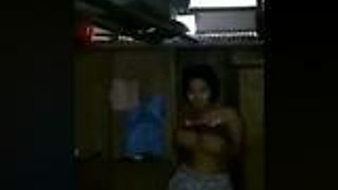 အိမ်မှာဘယ်သူမှမရှိတုန်းကဲ — XBurma Myanmar video preview