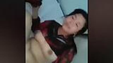မြန်မာမလေးကိုဟော်တည်မှာဆွဲ — XBurma Myanmar video preview