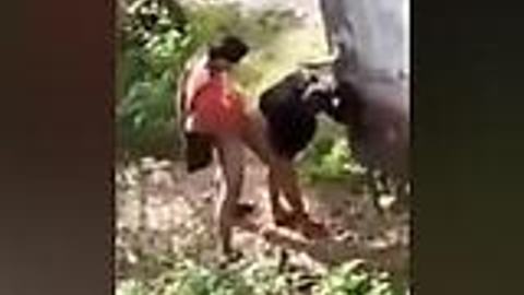 စော်လေးကလဲအပေးကောင်း ချောင်းရိုက် — LeakMM Myanmar video preview