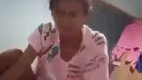 အပေါ်ကနေမြင်းစီးကြမ်းသူလေး — XBurma Myanmar video preview