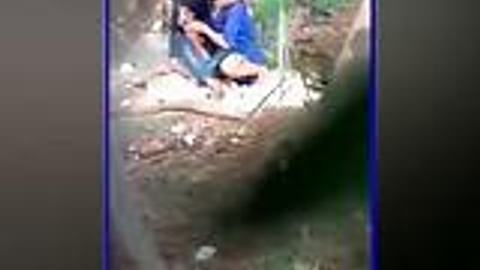 ဒုတ်ထိုးပေးနေတာ ချောင်းရိုက်လေး — LeakMM Myanmar video preview