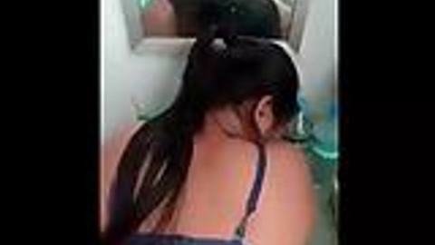 အိမ်သာထဲကုန်းတဲ့စော် — LeakMM Myanmar video preview