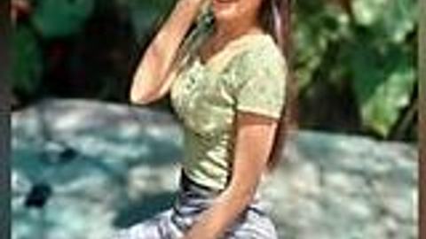 ဘယ်လိုတေတောင်ပွတ်နေတာလား 😁😜 — LeakMM Myanmar video preview