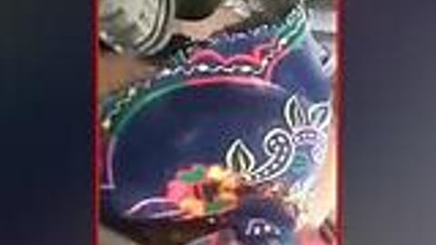ဆိုင်ကယ်ဘေးမှာဖုတ်တဲ့မြန်မာ — XBurma Myanmar video preview