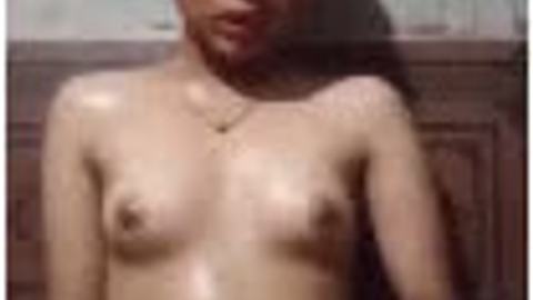 ဆယ်ကျော်သက်ပိပိလေးထန်နေတာဂလုကြ — XBurma Myanmar video preview