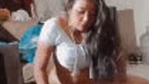 မြင်းစီးကြမ်းတဲ့အကိတ်ကြီး — XBurma Myanmar video preview