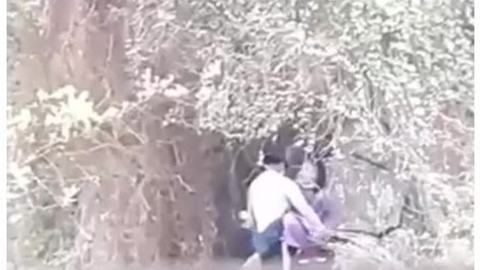 အဝေးကြီးကနေဆွဲပြီးရိုက်ထားတဲ့ ချောင်းရိုက် — LeakMM Myanmar video preview