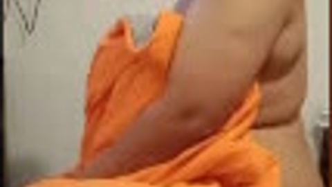 အကိတ်မမကြီးကိုရှယ်ကျုံး — XBurma Myanmar video preview