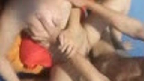 မြန်မာဖာမလေးကိုဝိုင်းပြီးလိုး — XBurma Myanmar video preview