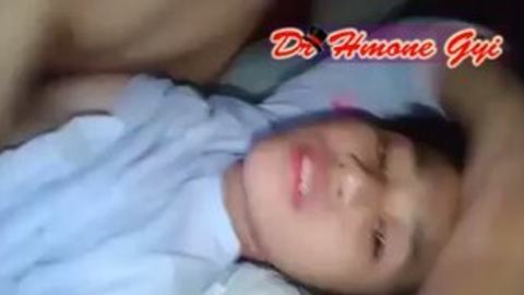 ဘု ရင်းပျော်နေကြတာ — LeakMM Myanmar video preview