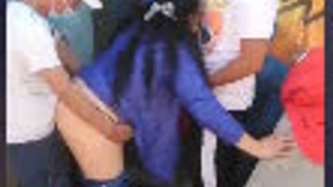 လမ်းဘေးမှာနှစ်ပွေတပွေဖုတ်နေတာ — LeakMM Myanmar video preview