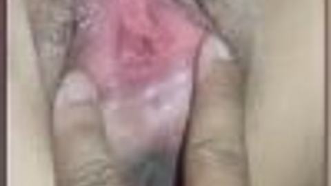 ဘယ်လိုတွေဖြဲနေတာလဲ — LeakMM Myanmar video preview