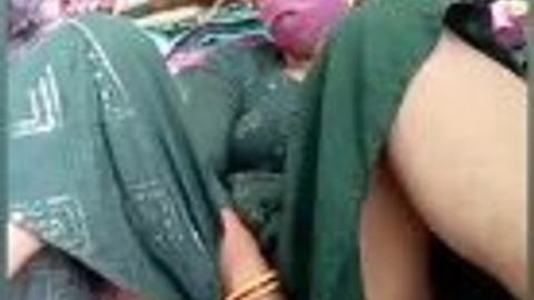 အန်တီလက်ချလ်မီးရဲ့တဖြတ် 😜 — LeakMM Myanmar video preview